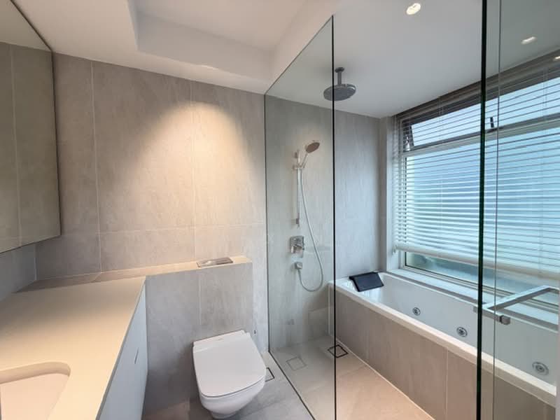 100% Move in Condition, Good Layout, Bright, Convenient, Good School, East Coast Estate, Telok Kurau Estate, Joo Chiat Estate, 6 Bedrooms, 4,000 sqft, Semi-Detached House For Sale, by Alex Ng, 500169078 - Bathroom - PropertyGuru.com.sg