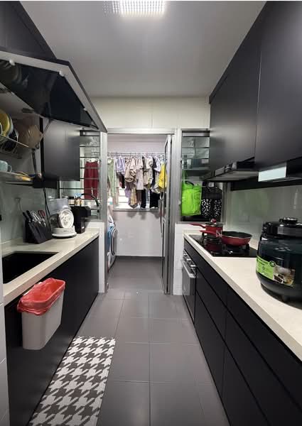 209B Punggol Place, 209B Punggol Place, 2 Bedrooms, 721 sqft, HDB Flat For Sale, by Janet Tan, 500169081 - Kitchen - PropertyGuru.com.sg