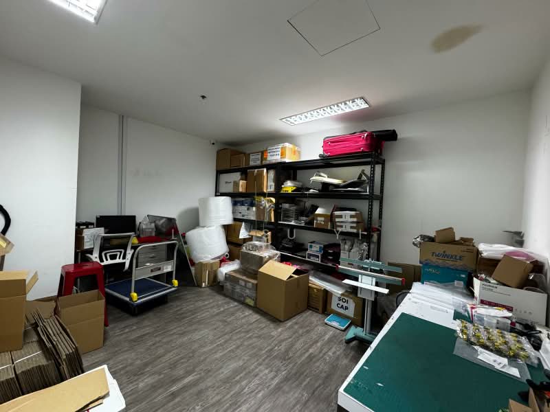 Ubi Techpark, 10 Ubi Crescent, 1,400 sqft, Light Industrial (B1) For Rent, by Lee Su Yi, 500169090 - Interior - CommercialGuru.com.sg