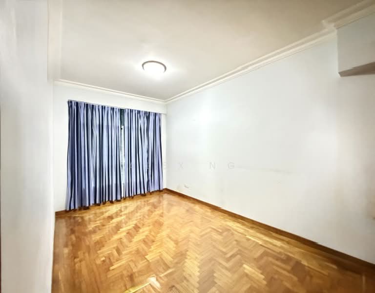 Face Park, 1km to Maris Stella, 6 Bdrms, Convenient, Gd Layout, High Ceiling, Serious seller, Serangoon Estate, Paya Lebar Estate, Braddell Estate, 6 Bedrooms, 3,800 sqft, Corner Terrace For Sale, by Alex Ng, 500169102 - Interior - PropertyGuru.com.sg