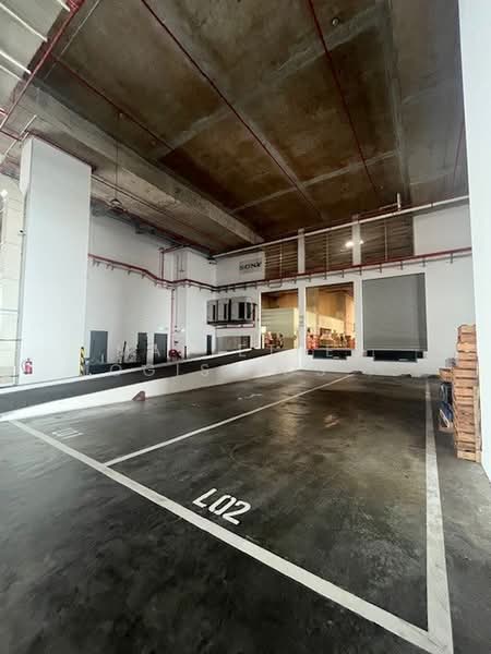 Mapletree Pioneer Logistics Hub, , 38,000 sqft, Warehouse For Rent, by Chris Ong, 500169110 - Car Park - CommercialGuru.com.sg