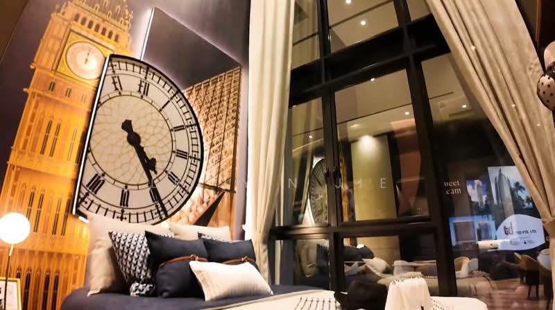 Rare loft 2B2B penthouse 4 min walk to Lentor MRT and within 1km to CHIJ St Nicholas, , 2 Bedrooms, 732 sqft, Condominium For Sale, by Lee Yin Jie, 500169116 - high ceiling Bedroom sample - PropertyGuru.com.sg