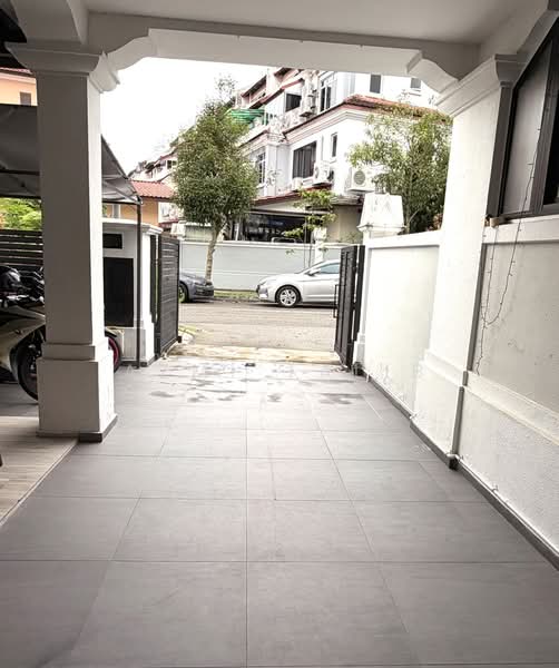 Loyang Villas, 301 Loyang Rise, 5 Bedrooms, 2,217 sqft, Terraced House For Sale, by Azmi Talib, 500169123 - Exterior - PropertyGuru.com.sg
