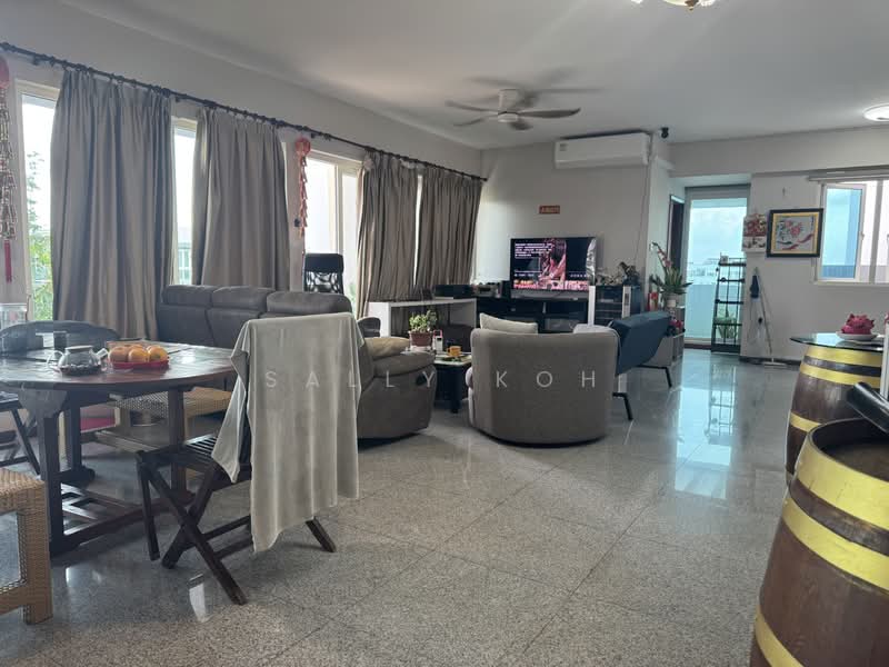 The Warren, 37 Choa Chu Kang Loop, 5 Bedrooms, 2,519 sqft, Apartment For Rent, by Sally Koh, 500169130 - Living Room - PropertyGuru.com.sg