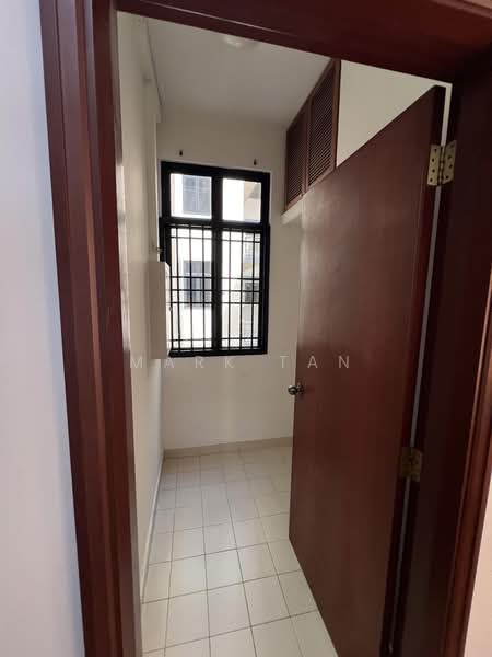 The Sterling, 1001 Bukit Timah Road, Clementi Park / Upper Bukit Timah, 3 Bedrooms, 1,496 sqft, Condominium For Rent, by Mark Tan, 500169131 - Helper’s/ store room - PropertyGuru.com.sg