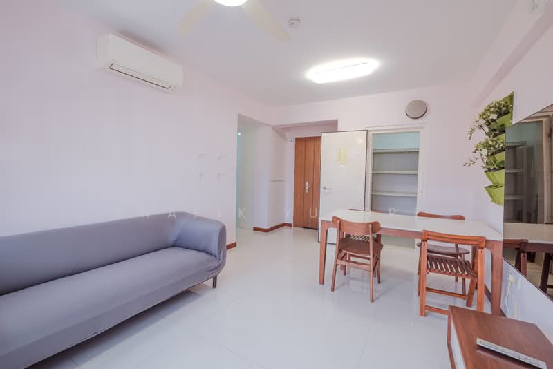 601B Tampines Avenue 9, 601B Tampines Avenue 9, 2 Bedrooms, 732 sqft, HDB Flat For Sale, by Shafik Yusope, 500169133 - Living Room - PropertyGuru.com.sg