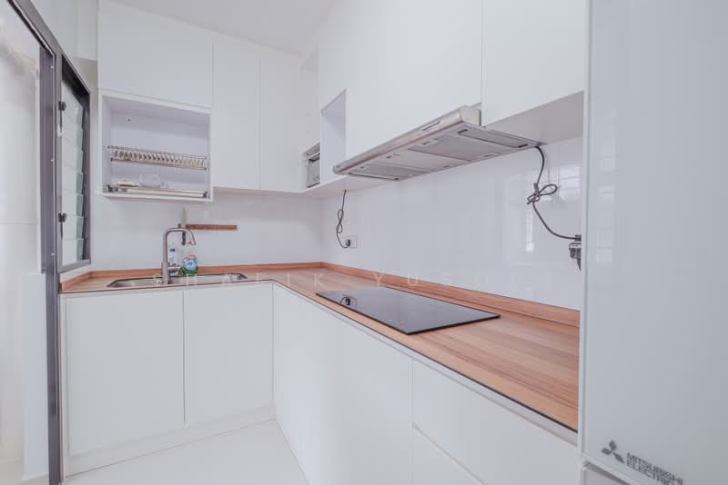 601B Tampines Avenue 9, 601B Tampines Avenue 9, 2 Bedrooms, 732 sqft, HDB Flat For Sale, by Shafik Yusope, 500169133 - Kitchen - PropertyGuru.com.sg
