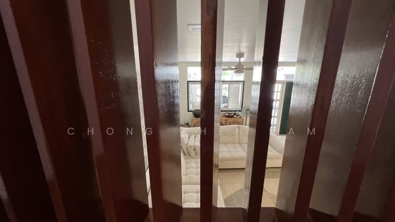 RETRO RENOVATED COSY CORNER TERRACE NEAR MRT. WITHIN 1KM TO HAIG GIRLS' PRI SCH, NEAR JOO CHIAT, LANGSAT, EVERITT, EUNOS MRT, 4 Bedrooms, 3,000 sqft, Corner Terrace For Sale, by Chong Chen Nam, 500169148 - Living Room - PropertyGuru.com.sg