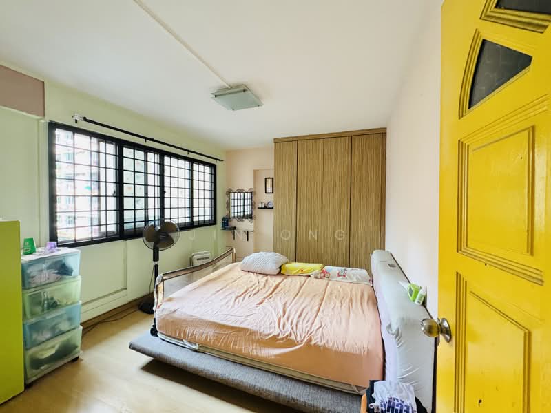 262 Bishan Street 22, 262 Bishan Street 22, 3 Bedrooms, 1,206 sqft, HDB Flat For Sale, by Jin Ong, 500169161 - Bedroom - PropertyGuru.com.sg