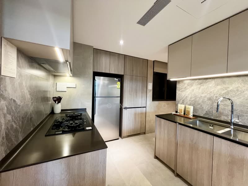 Kassia, 31 Flora Drive, 4 Bedrooms, 1,345 sqft, Condominium For Sale, by Alson Teo, 500169163 - Kitchen - PropertyGuru.com.sg
