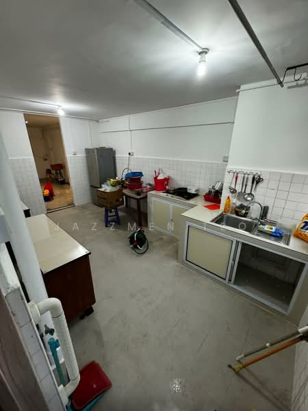 434 Clementi Avenue 3, 434 Clementi Avenue 3, 2 Bedrooms, 721 sqft, HDB Flat For Sale, by Jazzmen Teo, 500169164 - Kitchen - PropertyGuru.com.sg
