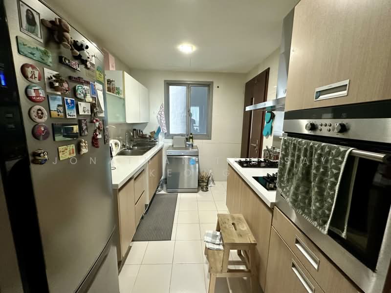 Residences @ Evelyn, 13 Evelyn Road, 3 Bedrooms, 1,528 sqft, Condominium For Rent, by Jonathan Tan Say Keong, 500169168 - Kitchen - PropertyGuru.com.sg