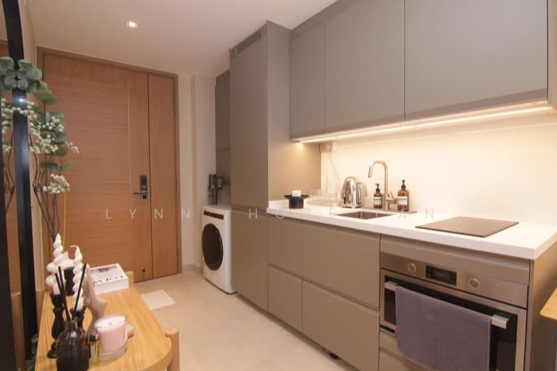 Coco Palms, 21 Pasir Ris Grove, 1 Bedroom, 452 sqft, Condominium For Rent, by Lynn Hope Tan, 500169171 - Kitchen - PropertyGuru.com.sg