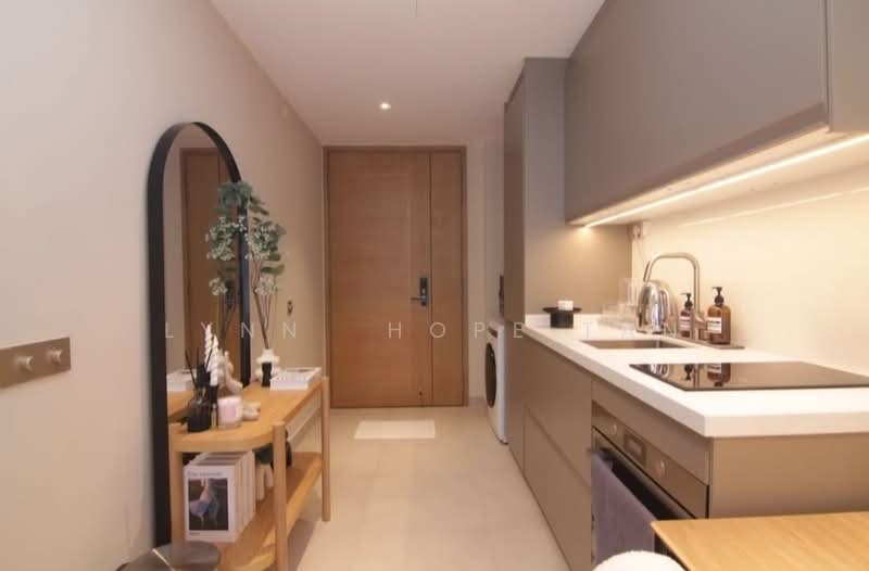 Coco Palms, 21 Pasir Ris Grove, 1 Bedroom, 452 sqft, Condominium For Rent, by Lynn Hope Tan, 500169171 - Kitchen - PropertyGuru.com.sg