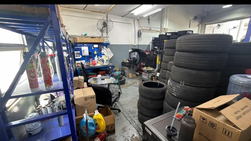 First East Centre, 10 Kaki Bukit Road 2, 2,475 sqft, Factory / Workshop (B2) For Sale, by Delphine Tan, 500169173 - Interior - CommercialGuru.com.sg