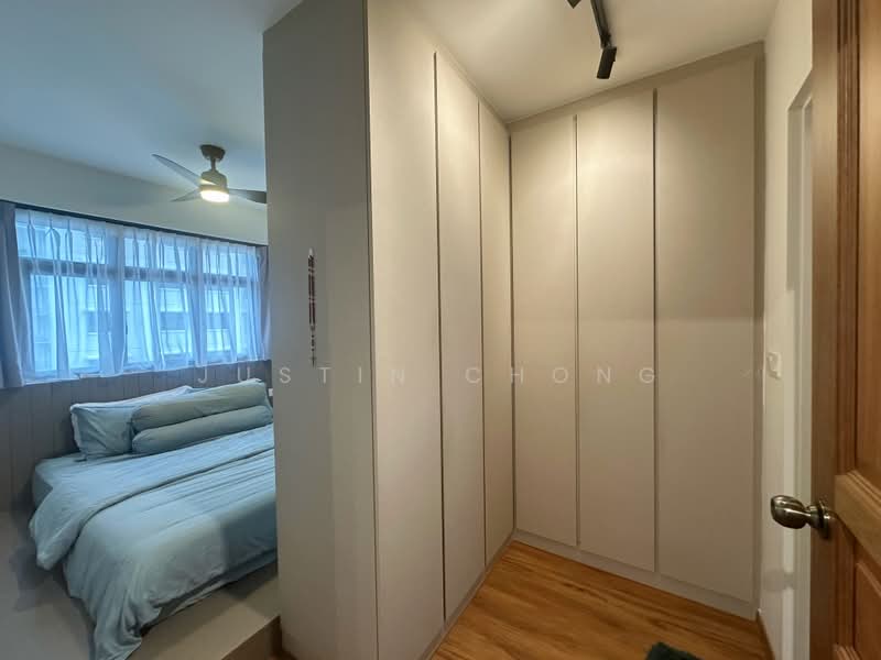 263 Toa Payoh Apex, 263 Toa Payoh East, 2 Bedrooms, 732 sqft, HDB Flat For Rent, by Justin Chong, 500169174 - Master Bedroom - PropertyGuru.com.sg
