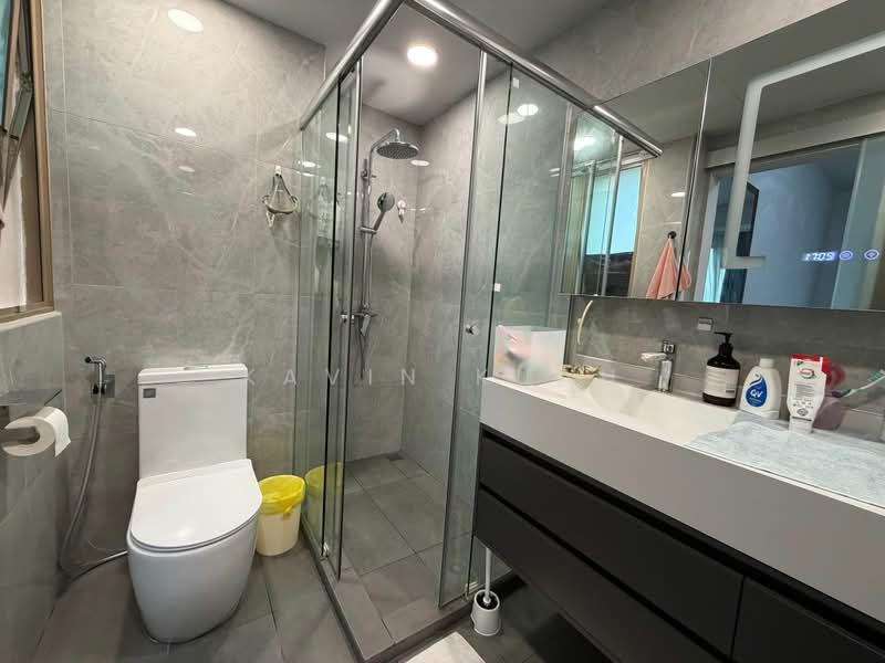 The Rivervale, 3 Rivervale Link, 3 Bedrooms, 1,302 sqft, Condominium For Sale, by Kavin Kuah, 500169184 - Bathroom - PropertyGuru.com.sg