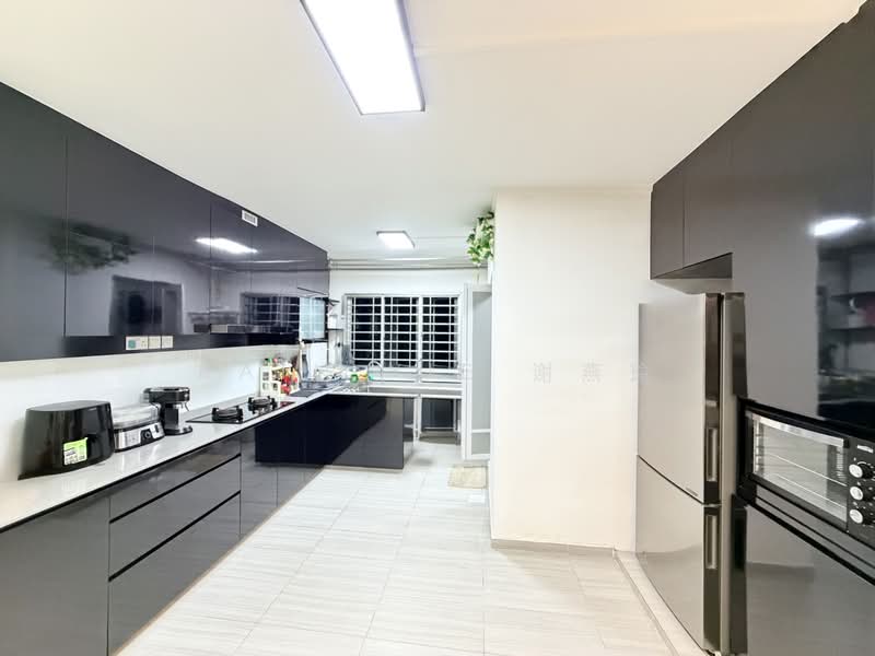 752 Jurong West Street 74, 752 Jurong West Street 74, 4 Bedrooms, 1,539 sqft, HDB Flat For Sale, by Rain Xie 谢燕瑜, 500169190 - Kitchen - PropertyGuru.com.sg
