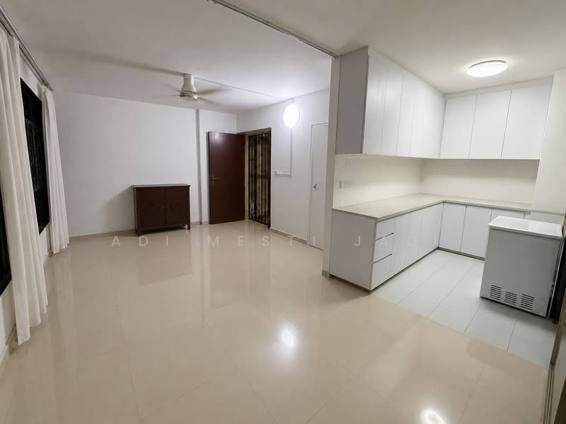 436B Fernvale Road, 436B Fernvale Road, 2 Bedrooms, 736 sqft, HDB Flat For Sale, by Adi Mesti Jadi, 500169198 - Living Room - PropertyGuru.com.sg