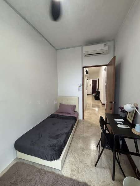 Parc Oasis, 35 Jurong East Avenue 1, Room Rental, 80 sqft, Condominium For Rent, by Esther Clx, 500169200 - Bedroom - PropertyGuru.com.sg