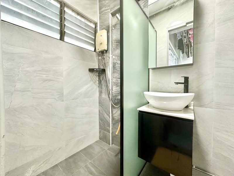 105 Towner Road, 105 Towner Road, Room Rental, 120 sqft, HDB Flat For Rent, by Raymond Koh, 500169214 - Bathroom - PropertyGuru.com.sg