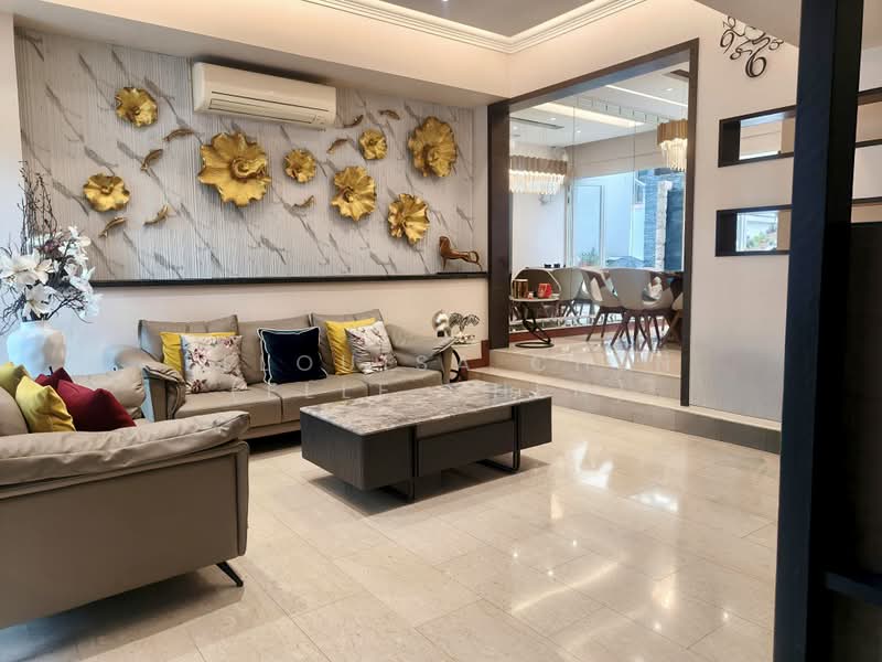 D'Manor, Tanah Merah Kechil Avenue, 6 Bedrooms, 3,305 sqft, Terraced House For Sale, by Ellouisa Chen (Elle Chen), 500169218 - Living Room - PropertyGuru.com.sg
