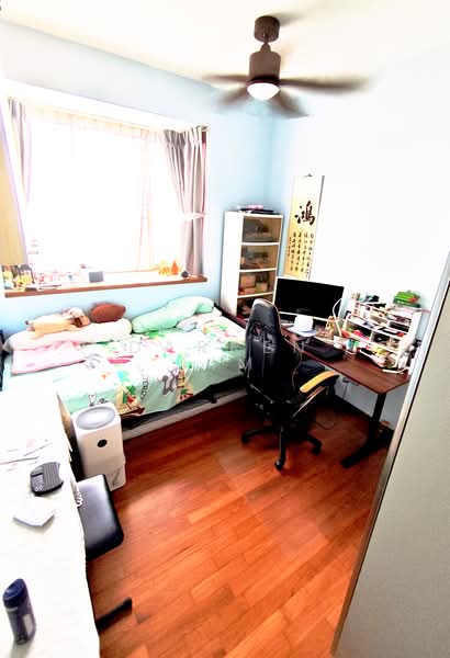 Park Green, 10 Rivervale Link, 3 Bedrooms, 1,206 sqft, Condominium For Sale, by Darren Lim, 500169220 - Bedroom - PropertyGuru.com.sg