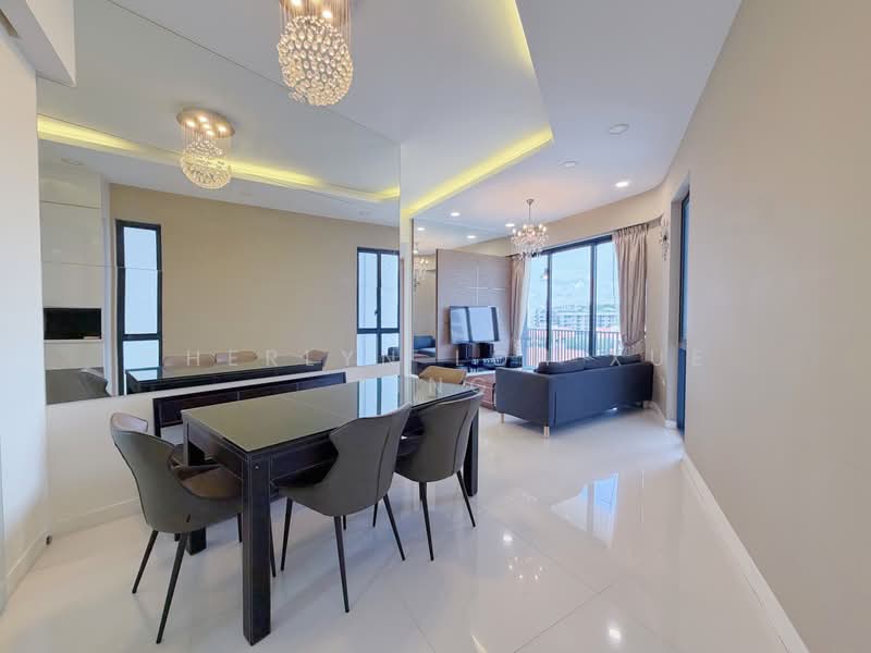 d'Leedon (Former Farrer Court), 13 Leedon Heights, 3 Bedrooms, 1,346 sqft, Condominium For Sale, by Cherlyn Loh Xue Ting, 500169234 - Living Room - PropertyGuru.com.sg