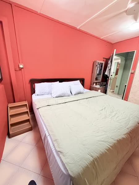 145 Bishan Street 11, 145 Bishan Street 11, 3 Bedrooms, 904 sqft, HDB Flat For Sale, by Anne Lay, 500169240 - Bedroom - PropertyGuru.com.sg