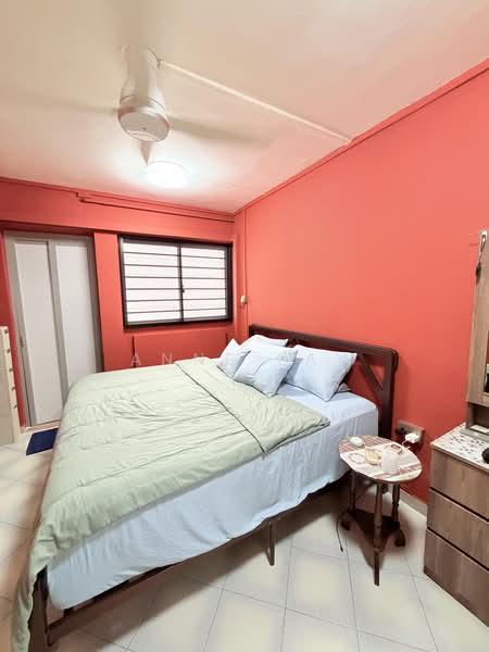 145 Bishan Street 11, 145 Bishan Street 11, 3 Bedrooms, 904 sqft, HDB Flat For Sale, by Anne Lay, 500169240 - Bedroom - PropertyGuru.com.sg