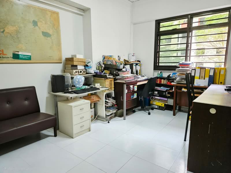 62 Lorong 4 Toa Payoh, 62 Lorong 4 Toa Payoh, 3 Bedrooms, 1,291 sqft, HDB Flat For Sale, by Daniel Ho, 500169241 - Study - PropertyGuru.com.sg