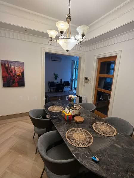 Gardenville, 10 Walshe Road, 3 Bedrooms, 1,808 sqft, Condominium For Rent, by Tina Jethmal, 500169242 - Dining Room - PropertyGuru.com.sg