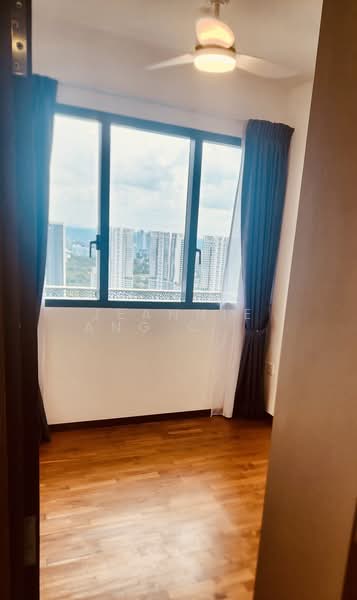 Stirling Residences, 23 Stirling Road, 2 Bedrooms, 689 sqft, Condominium For Rent, by Jeannie Ang Cheng Li, 500169262 - View - PropertyGuru.com.sg