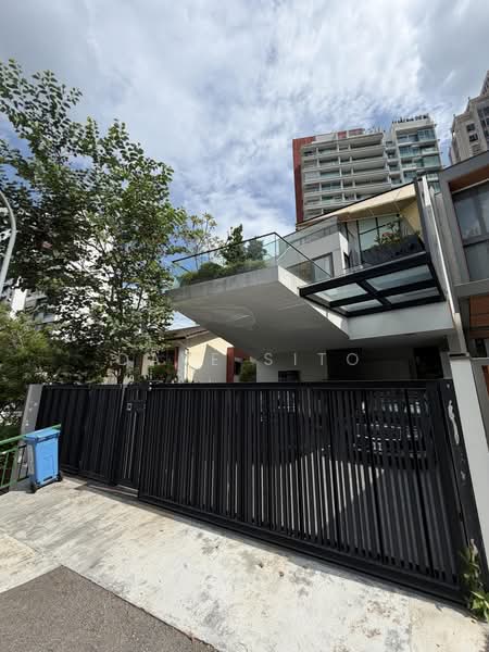 5 lengkok merak, One Tree Hill, 5 Bedrooms, 9,160 sqft, Semi-Detached House For Sale, by Dave Sito, 500169264 - Exterior - PropertyGuru.com.sg