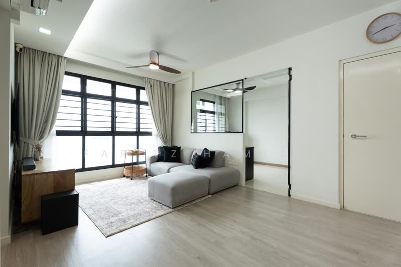 420B Northshore Drive, 420B Northshore Drive, 3 Bedrooms, 1,012 sqft, HDB Flat For Sale, by Faritz Hameed, 500169269 - Living Room - PropertyGuru.com.sg