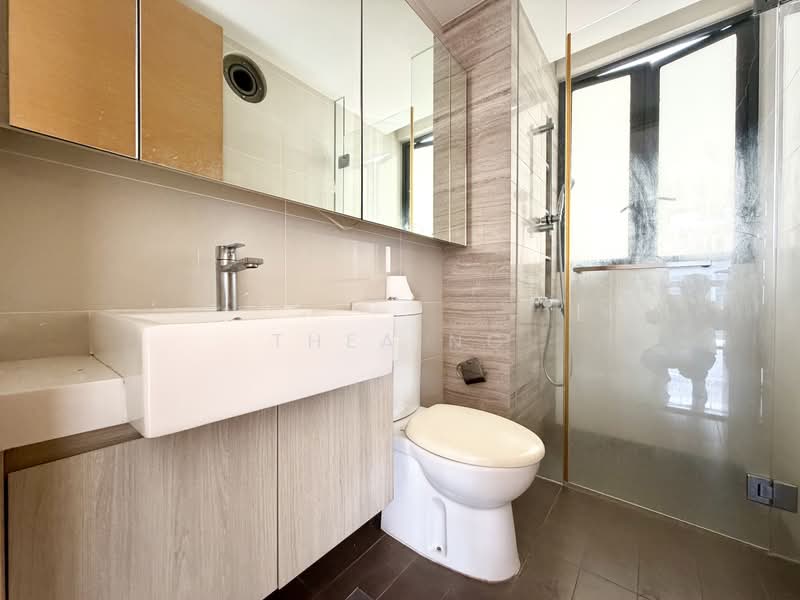 Hedges Park Condominium, 77 Flora Drive, 2 Bedrooms, 764 sqft, Condominium For Rent, by Thea Ng, 500169275 - Bathroom - PropertyGuru.com.sg