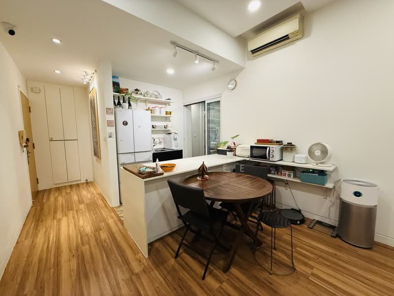 Fontaine Parry, 73 Poh Huat Road, 2 Bedrooms, 1,066 sqft, Condominium For Sale, by Ray Lee, 500169284 - Dry Kitchen - PropertyGuru.com.sg