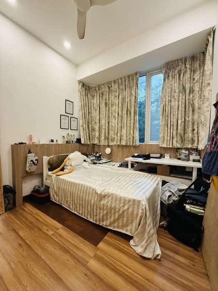 Fontaine Parry, 73 Poh Huat Road, 2 Bedrooms, 1,066 sqft, Condominium For Sale, by Ray Lee, 500169284 - Common Bedroom - PropertyGuru.com.sg