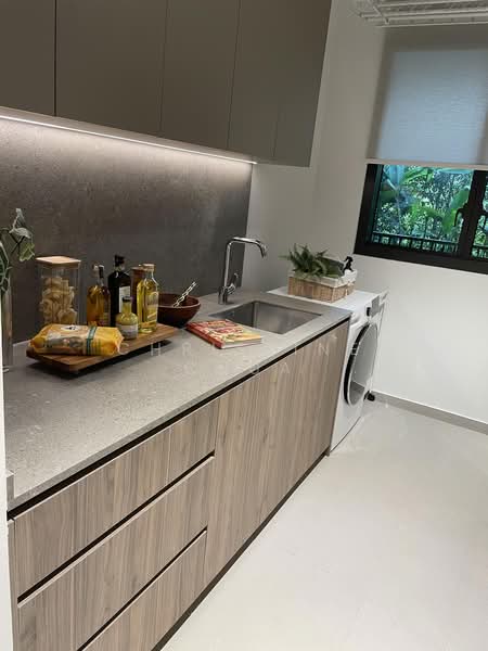 ELTA, 12 Clementi Avenue 1, 4 Bedrooms, 1,313 sqft, Condominium For Sale, by Christine Chua, 500169289 - Kitchen - PropertyGuru.com.sg