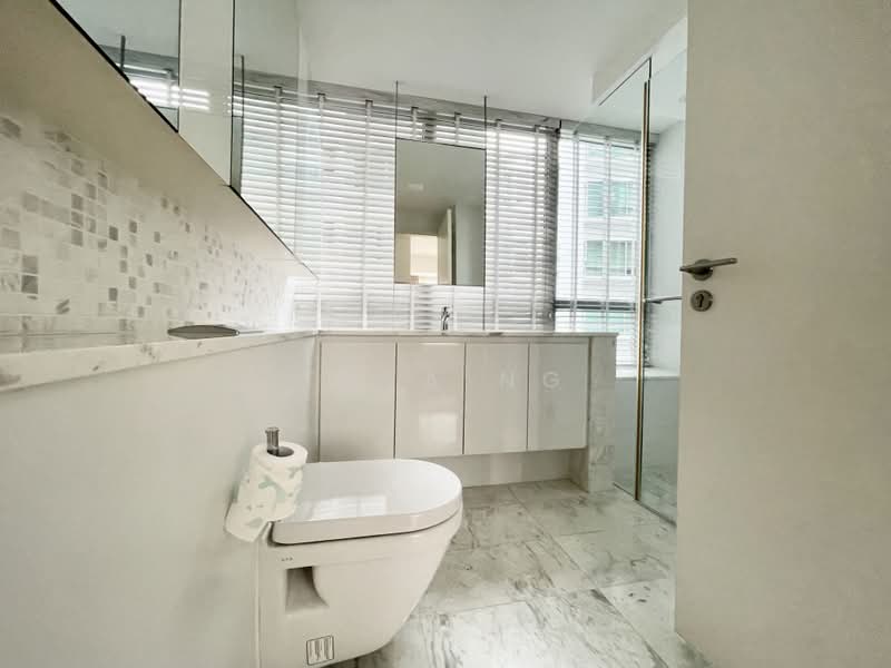 The Minton, 10A Hougang Street 11, 4 Bedrooms, 1,496 sqft, Condominium For Rent, by Thea Ng, 500169297 - Master Bathroom - PropertyGuru.com.sg