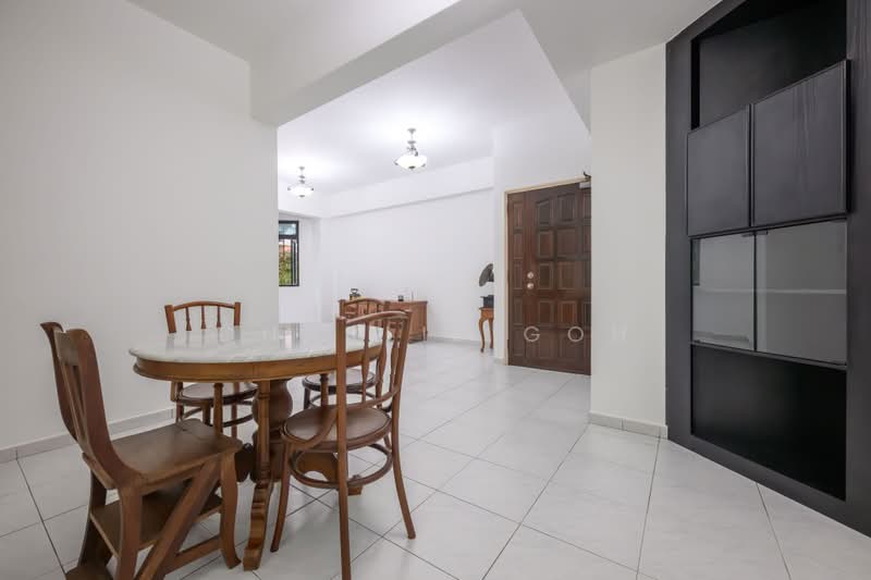 Hume Park I, 1 Hume Avenue, 2 Bedrooms, 904 sqft, Condominium For Sale, by Charlie Goh, 500169300 - Dining Room - PropertyGuru.com.sg