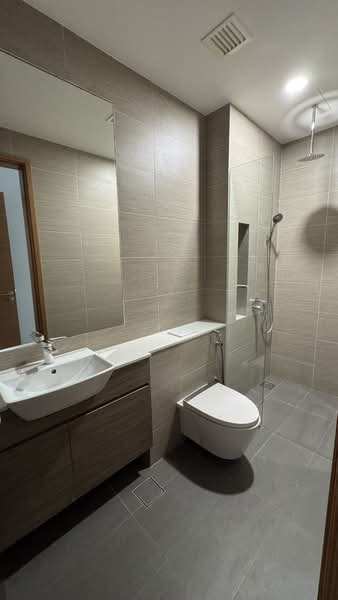 Jalan Pemimpin, Pemimpin Place, Pemimpin Terrace, Jalan Binchang, Clover Way, , 6 Bedrooms, 4,400 sqft, Terraced House For Sale, by Katrina Ng, 500169302 - Bathroom - PropertyGuru.com.sg