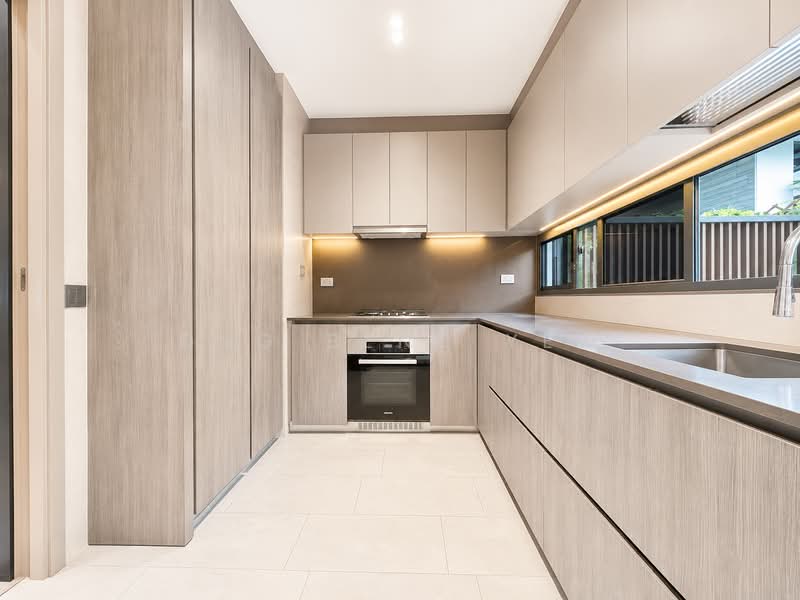Watercove, , 5 Bedrooms, 3,466 sqft, Cluster House For Sale, by Ong Beng Yew, 500169309 - Kitchen - PropertyGuru.com.sg