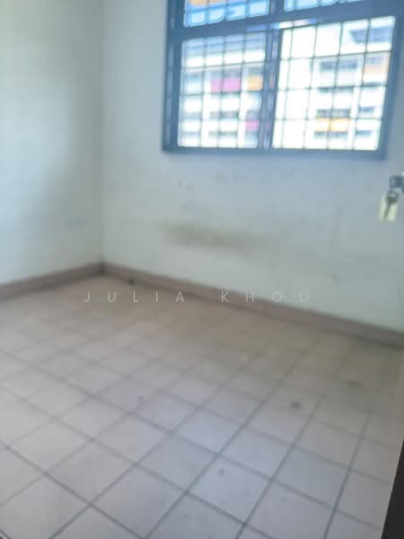 23 Hougang Avenue 3, 23 Hougang Avenue 3, 2 Bedrooms, 786 sqft, HDB Flat For Sale, by Julia Khoo, 500169310 - Interior - PropertyGuru.com.sg