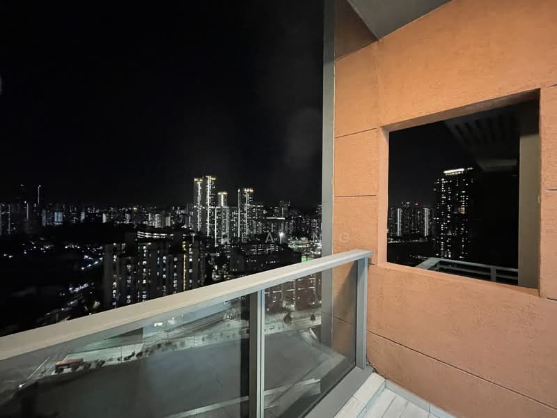 Principal Garden, 97 Prince Charles Crescent, 1 Bedroom, 484 sqft, Condominium For Rent, by Thea Ng, 500169312 - Balcony - PropertyGuru.com.sg