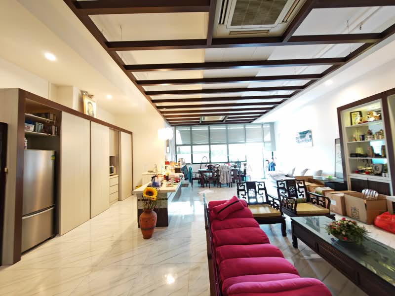 Midview City, 18 Sin Ming Lane, 1,195 sqft, Light Industrial (B1) For Sale, by Irene Seah, 500169320 - Interior - CommercialGuru.com.sg