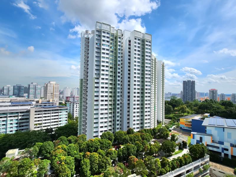 588C Ang Mo Kio Street 52, 588C Ang Mo Kio Street 52, 3 Bedrooms, 1,206 sqft, HDB Flat For Sale, by Jackson B., 500169322 - Exterior - PropertyGuru.com.sg