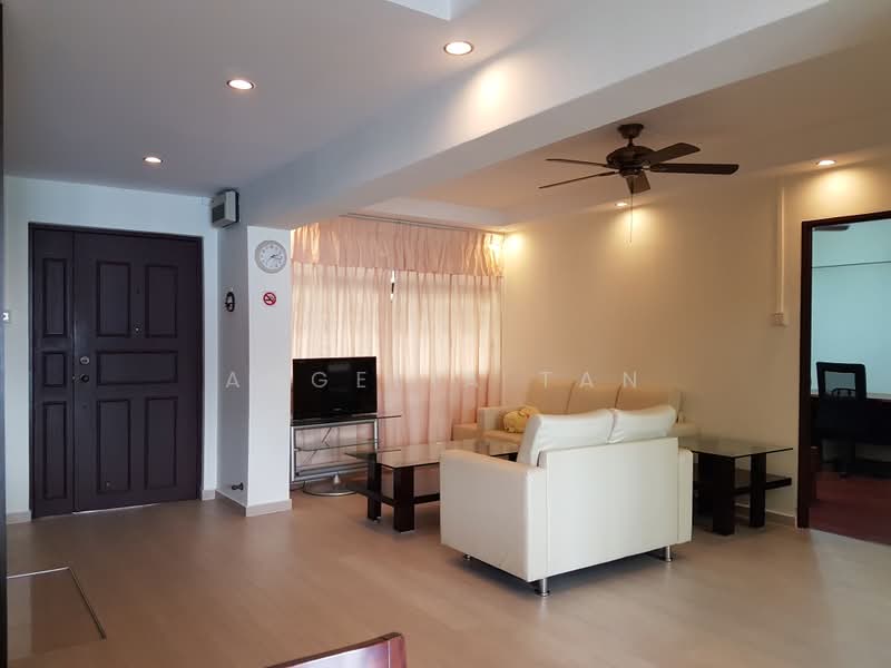 666A Jurong West Street 65, 666A Jurong West Street 65, 4 Bedrooms, 1,399 sqft, HDB Flat For Sale, by Angelia Tan, 500169323 - Living Room - PropertyGuru.com.sg