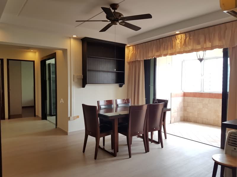 666A Jurong West Street 65, 666A Jurong West Street 65, 4 Bedrooms, 1,399 sqft, HDB Flat For Sale, by Angelia Tan, 500169323 - Dining Room - PropertyGuru.com.sg