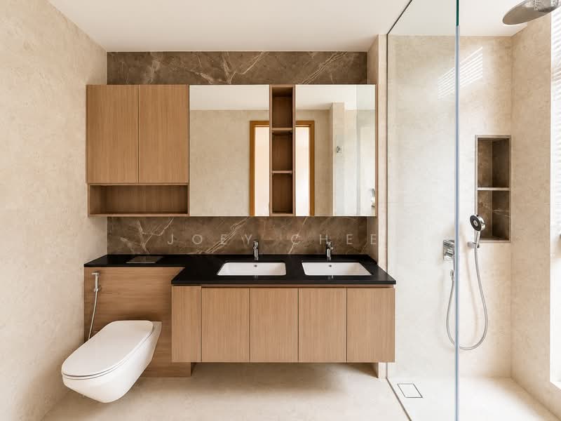 Semi-Detached @ Old Upper Thomson Road, , 5 Bedrooms, 5,337 sqft, Semi-Detached House For Sale, by Joey Chee, 500169334 - Bathroom - PropertyGuru.com.sg